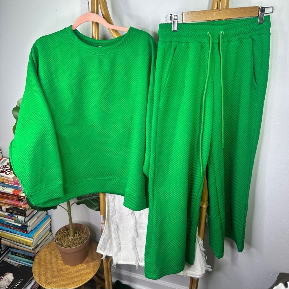 Red Dress Boutique See and Be Seen Green Quilted Set sz S/L